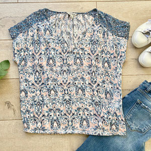 Lucky Brand Top Flowy Patterned V Neck Size M